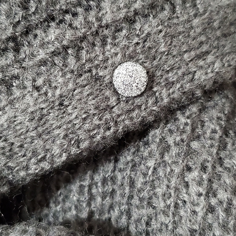 Gray knit boat neck lightweight sweater brushed silver button detail sm/med - Picture 6 of 6
